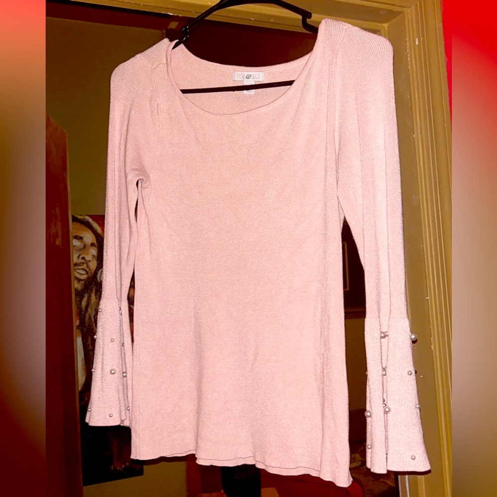 Long sleeve pink flair shirt